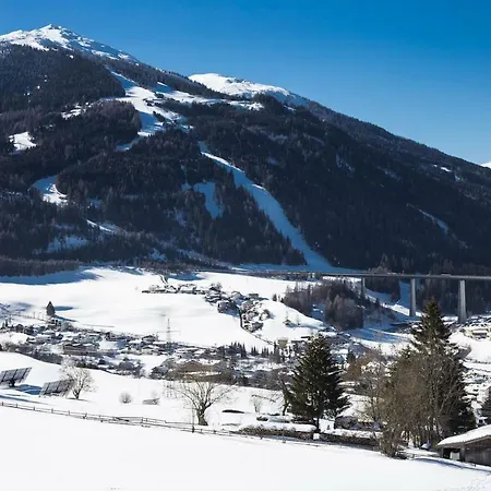 Stylish Close To Innsbruck And Ski/hiking Apartamento Steinach am Brenner