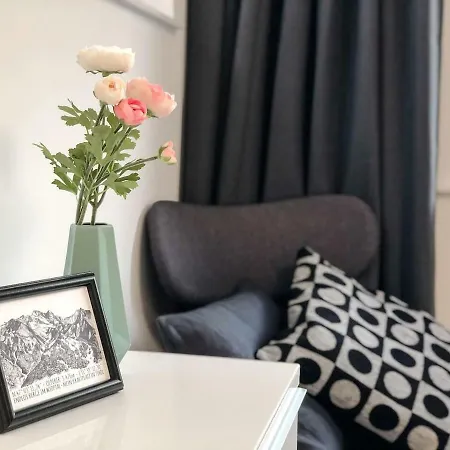 Apartment Stylish Close To Innsbruck And Ski/hiking *