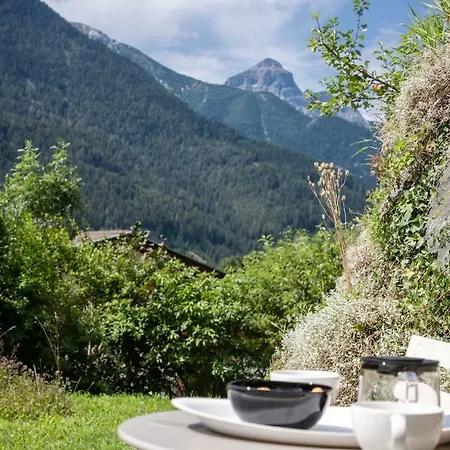 Stylish Close To Innsbruck And Ski/hiking Steinach am Brenner