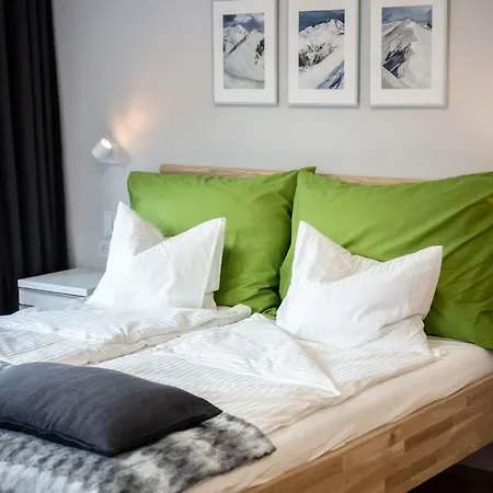 Stylish Close To Innsbruck And Ski/hiking Apartman *